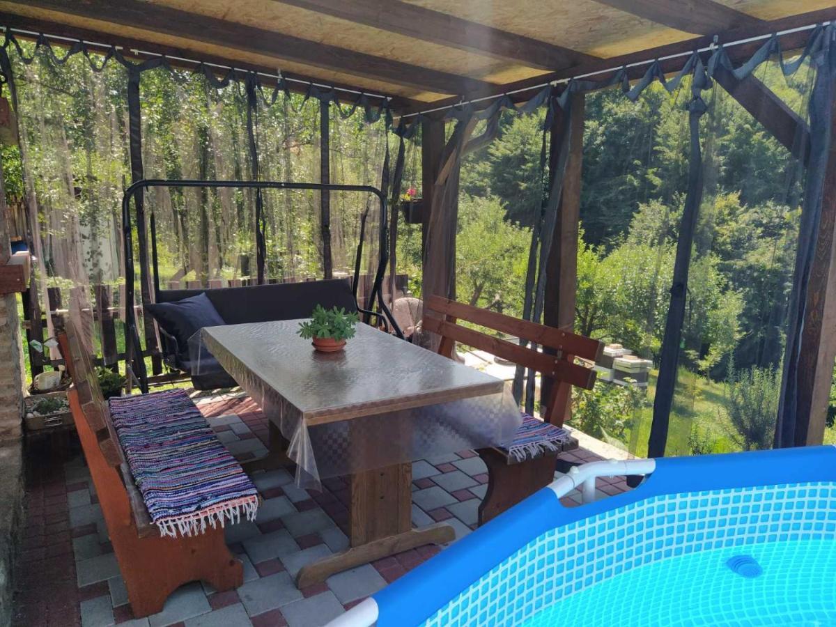 Guest House Bee Visoko Buitenkant foto