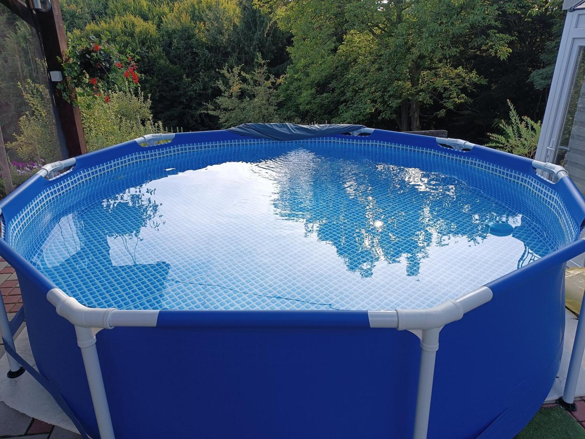 Guest House Bee Visoko Buitenkant foto